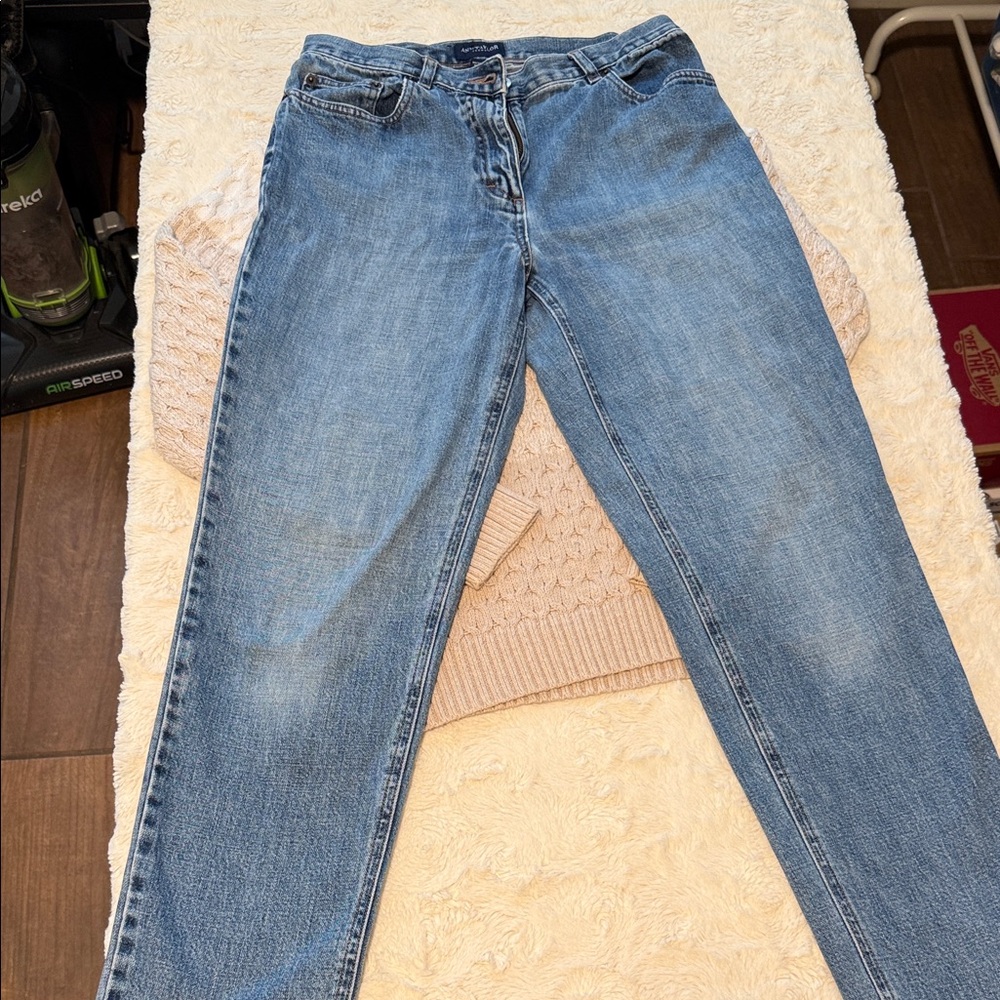 Ann Taylor Classic Denim Women’s Jeans - Picture 3 of 5